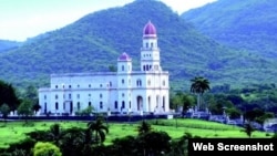 Vista del Santuario de la Virgen de la Caridad del Cobre, donde las mujeres asistirían a misa.